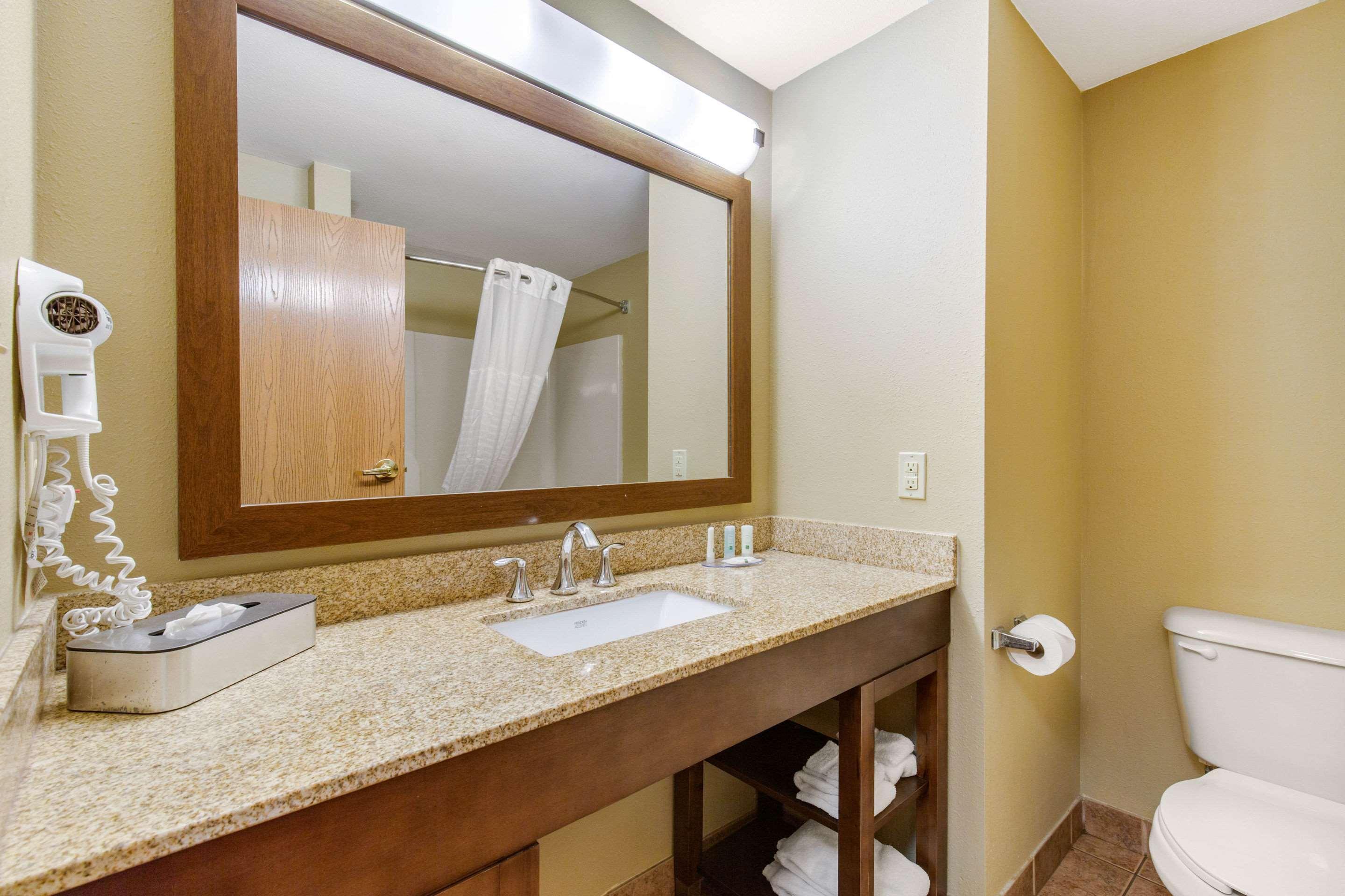 Quality Inn & Suites Georgetown - Seaford Bagian luar foto