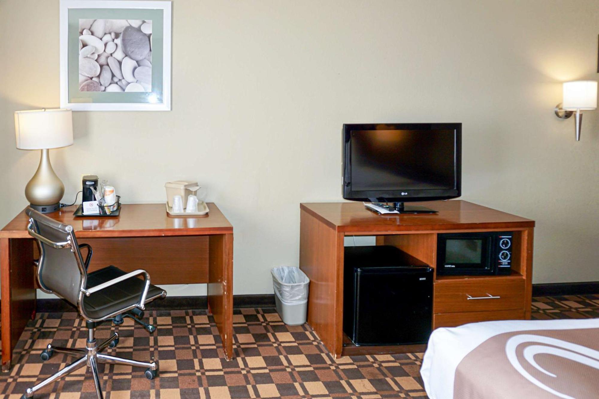 Quality Inn & Suites Georgetown - Seaford Bagian luar foto