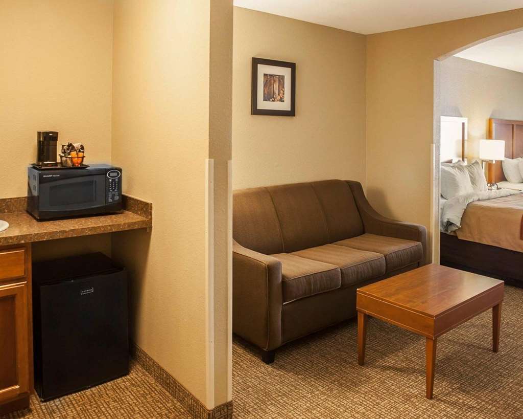 Quality Inn & Suites Georgetown - Seaford Ruang foto