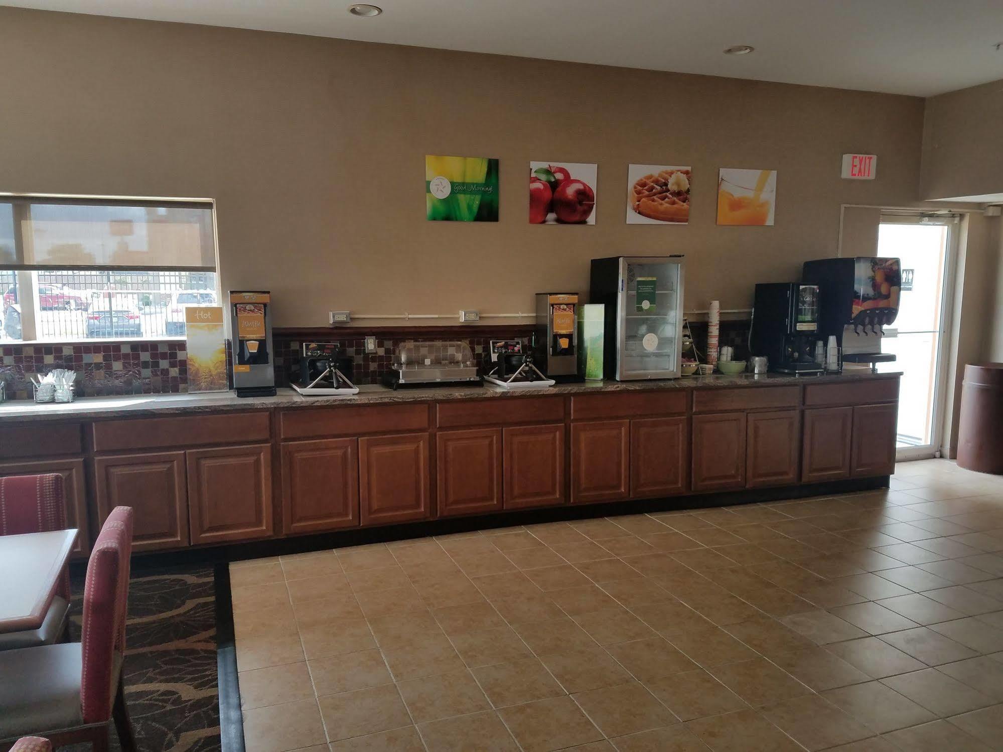 Quality Inn & Suites Georgetown - Seaford Bagian luar foto